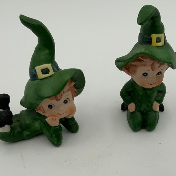 Vintage Leprechaun Elf Set of 2 Made in Taiwan Figures Rare Shelf Home Decor - Picture 3 of 7